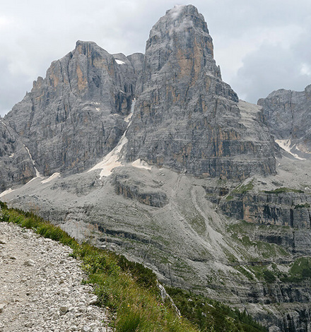 Bettina Forst hat die neue Route auf eigene Faust recherchiert. Ihre Vision: Die Alpen auf stillen Bergwegen zu durchqueren.