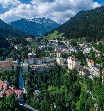 Die Alpentherme Gastein lädt zum Erholen und Entspannen ein.