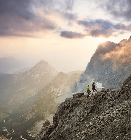 Das atemberaubende Panorama des Dachstein-Klettersteigs.