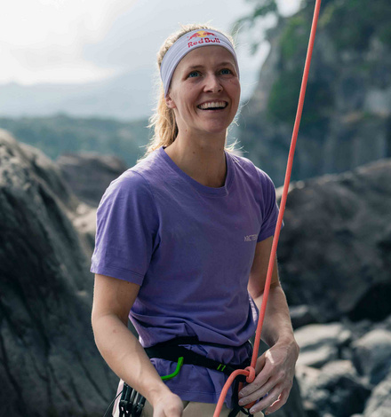 Profikletterin Lara Neumeier geh&ouml;rt zur deutschen Kletterelite. 