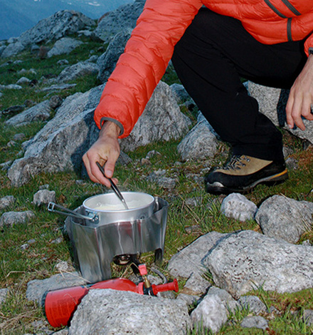 Der von MSR mitgelieferte Windschutz sorgt dafür, dass keine Wärme verloren geht.