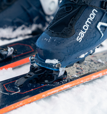 Pin-Bindungen sind heute der Standard auf Skitouren.