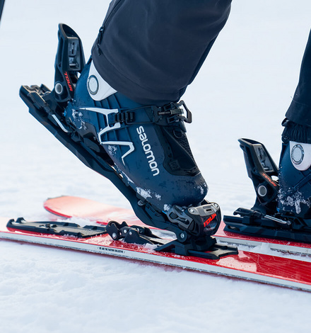 Pin-Bindungen sind heute der Standard auf Skitouren.