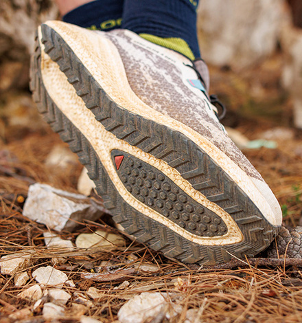 Der Schuh bietet bietet ein besonders weiches Laufgef&uuml;hl mit dynamischem Rebound.