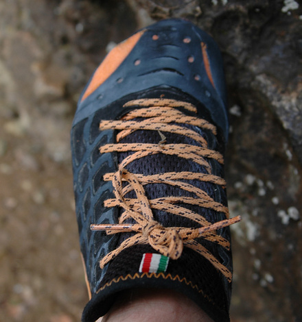 Rispetto alla Scarpa Instinct VS, il modello Lace ha una struttura leggermente più morbida.
