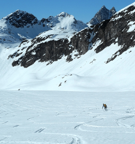 Bei dieser Durchquerung der Silvretta ist eine sichere Aufstiegstechnik Voraussetzung.