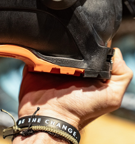 Sohlenlänge 294 MM: Meistens ist die Angabe zur Sohlenlänge im Fersenbereich der Schale eingeprägt. Je nach Hersteller kann dies auch variieren. 