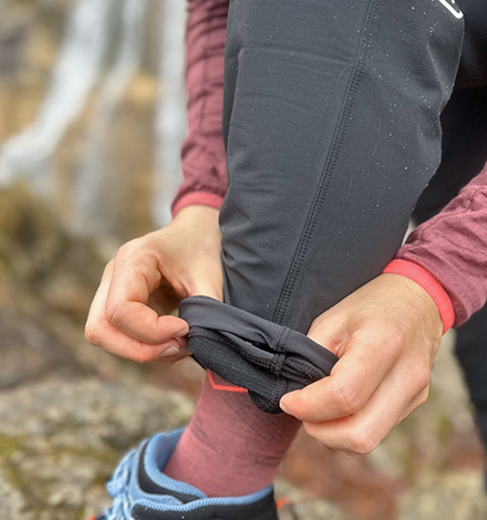 Macht jede Bewegung mit und ist auch bei Felskontakt extrem abriefest: Die Seceda Softshell Hose.