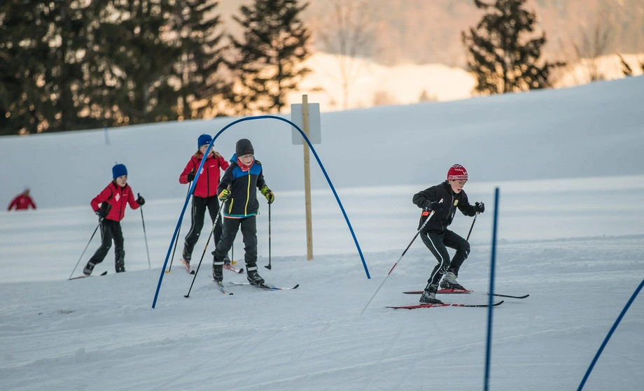 Langlaufski Kids 2024 mit Stöcke