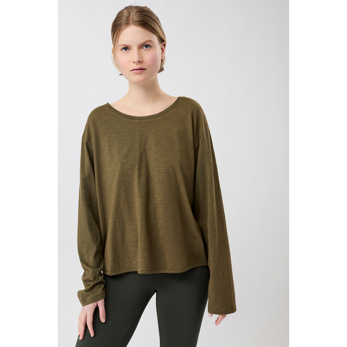 Mandala Donna Maglia a manica lunga Open Back (Taglia L, Verde oliva)