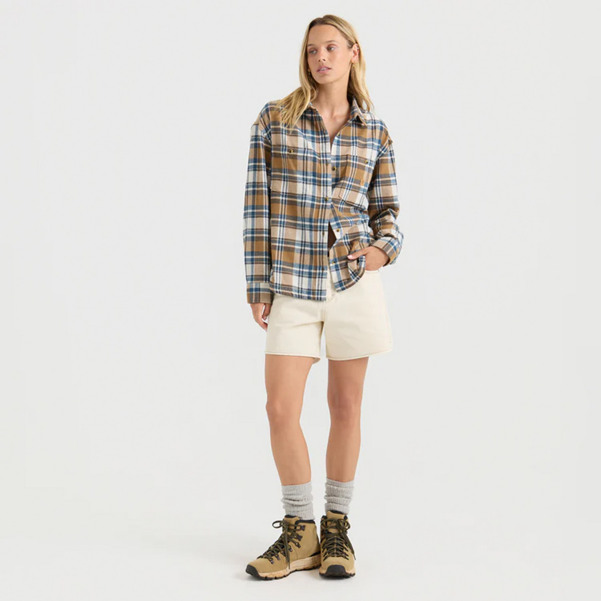 Image of Roark Donna Camicetta Amberley Light