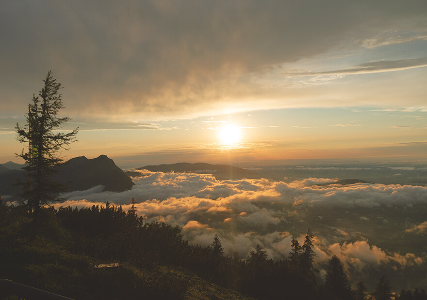 Sonnenuntergang an der ersten Etappe.