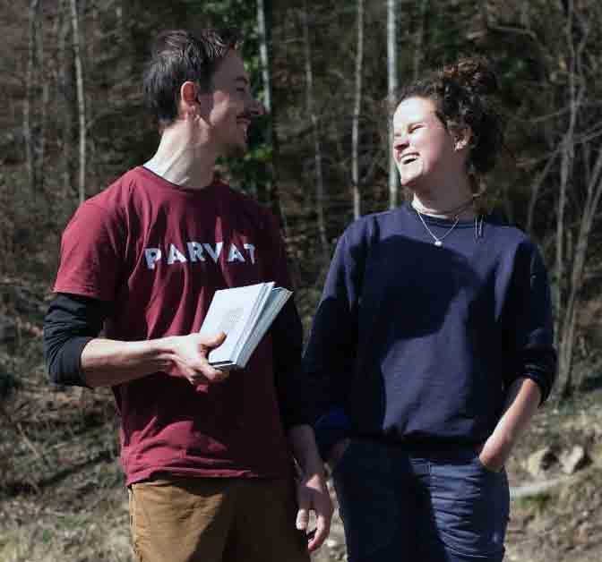 Max und Mira ist es als Kletterer wichtig, möglichst nachhaltig zu Kletterspots zu gelangen.