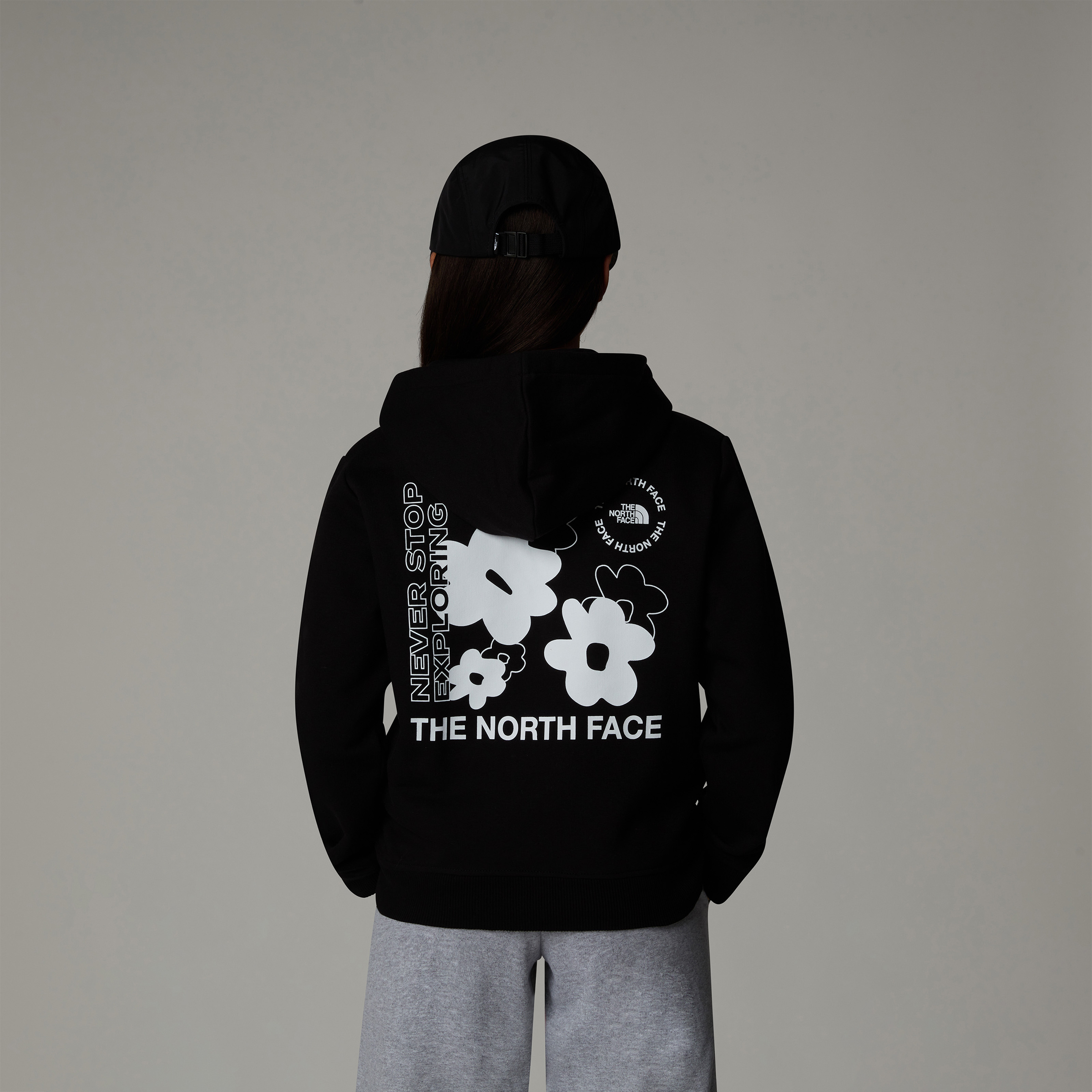 The North Face Kids Girls Flower Graphic Relaxed Hoodie | Buy online |  Bergzeit Outdoor Shop